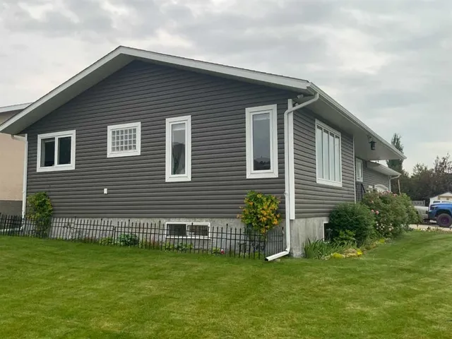 1513 Westview Dr, Bowden 3