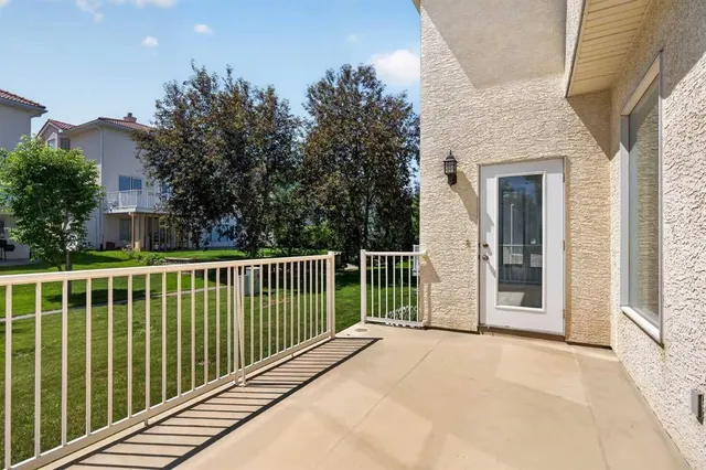 78 Hamptons Cir, Calgary 3