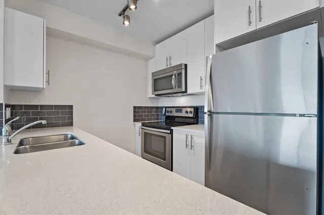 181 Skyview Ranch Manor #2404, Calgary 4