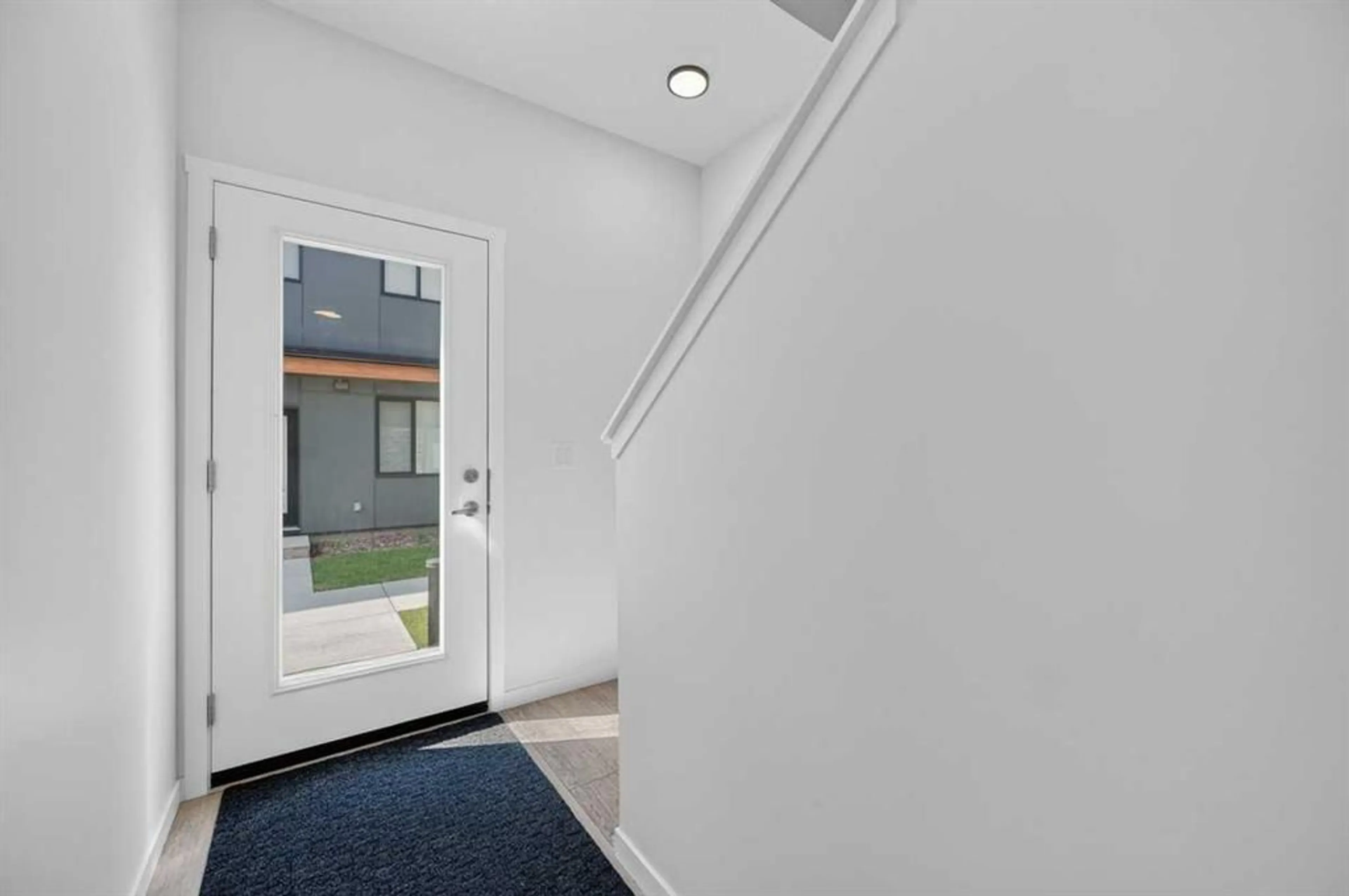 pillar/IMG-A2328656_4.jpg