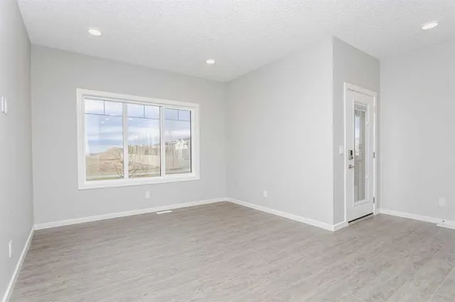 222 Heartwood Parade, Calgary 2