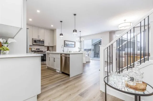 546 Rivercrest View, Cochrane 2
