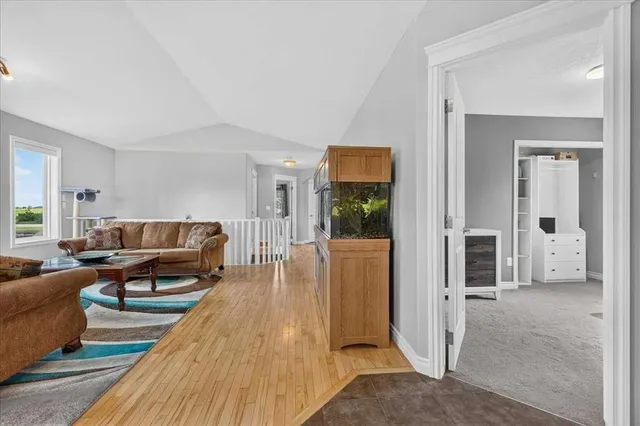 772 Carriage Lane Dr, Carstairs 3