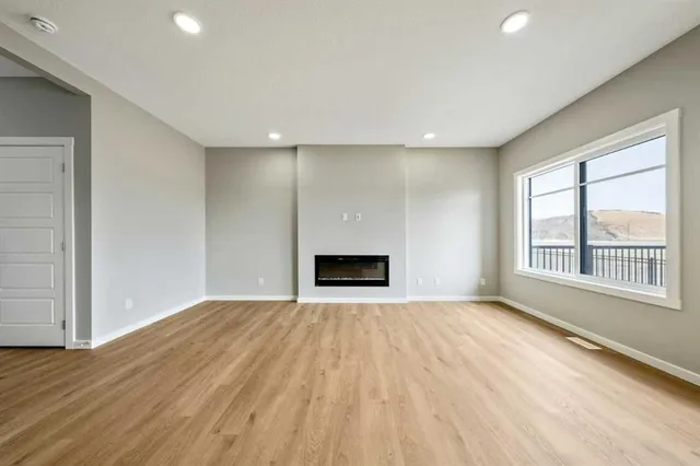 367 Heartwood Gdns, Calgary 5