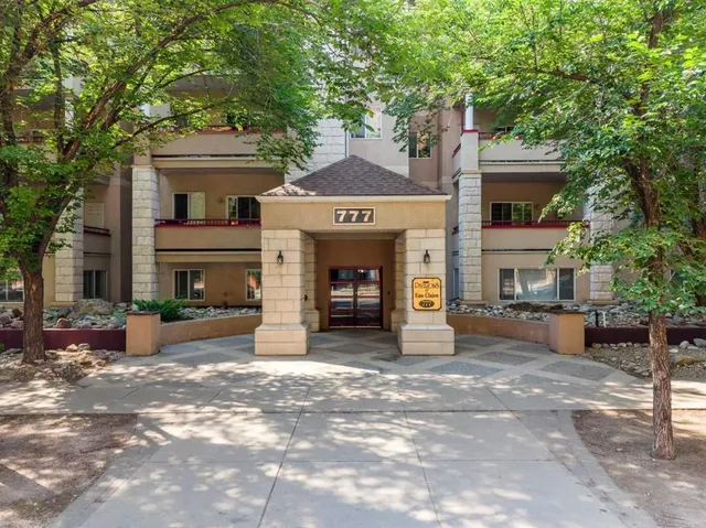 777 3 Ave #209, Calgary 2