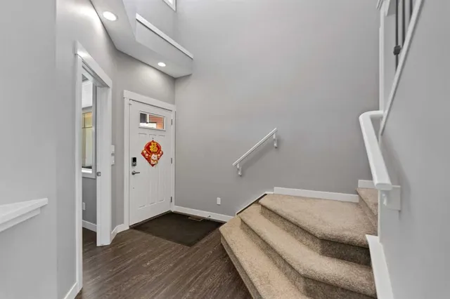 68 Nolanlake Pt, Calgary 5
