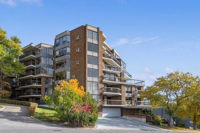 320 Meredith Rd #302, Calgary 2