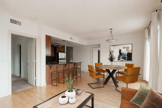 920 5 Ave #604, Calgary 5
