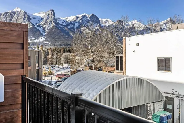 1 Industrial Pl #212B, Canmore 2