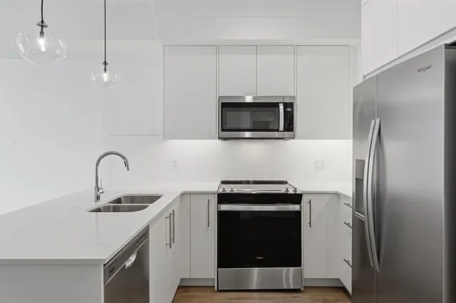 265 Wolf Willow Blvd #2110, Calgary 3