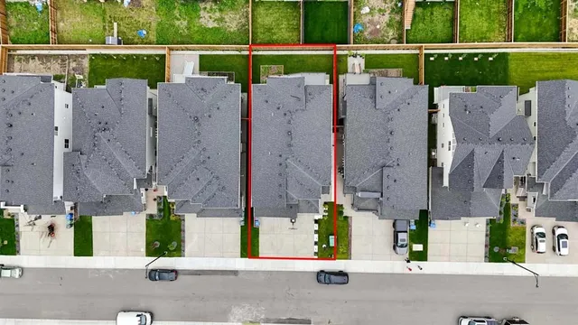 36 Waterford Terr, Chestermere 2