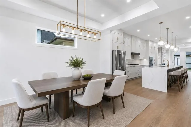 1812 19 Ave, Calgary 3