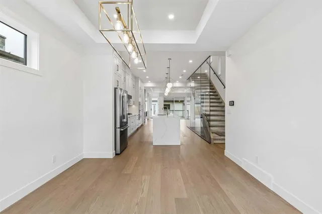 1812 19 Ave, Calgary 5