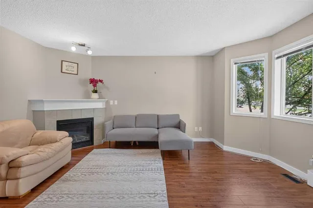 118 Royal Birch Villas, Calgary 5