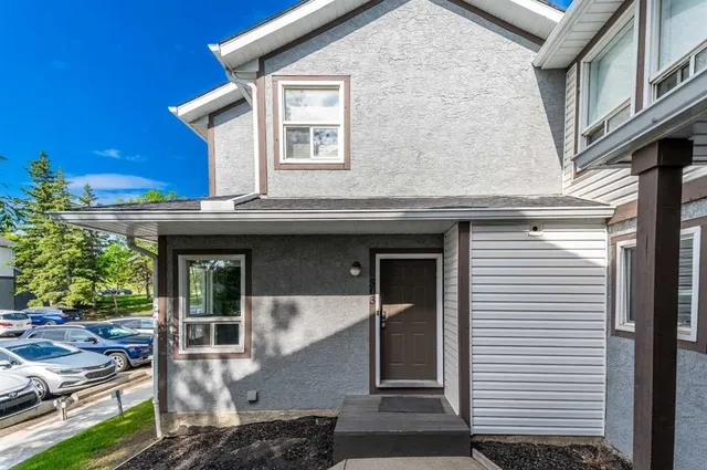 503 Signal Hill Green, Calgary 3