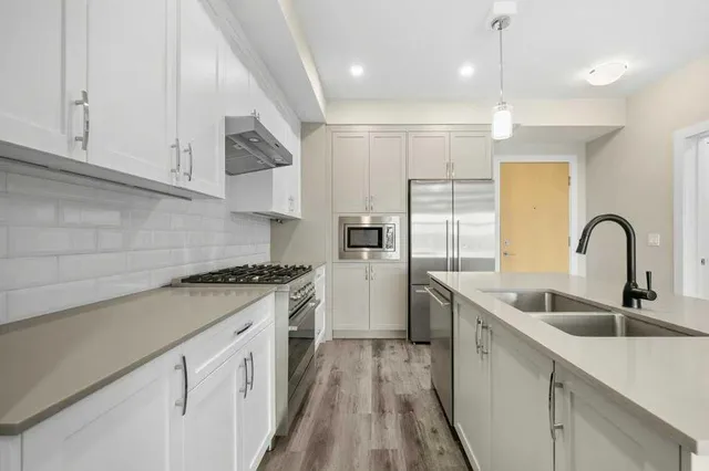1702 17 Ave #306, Calgary 5