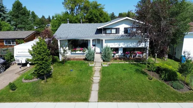 4003 53 Ave, Innisfail 3