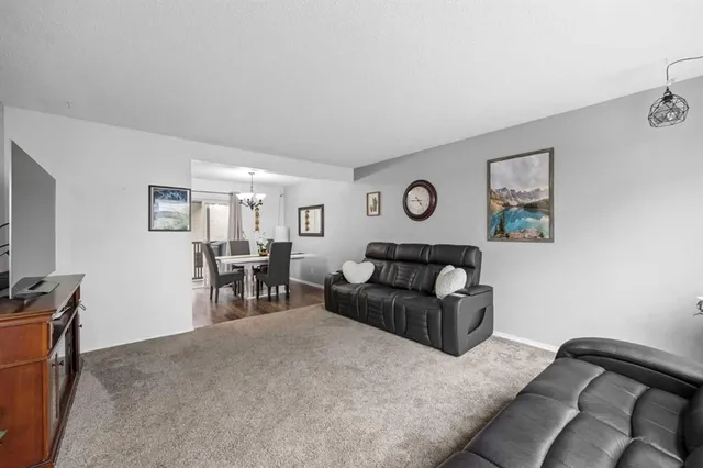 111 Huntington Park Green #8, Calgary 5