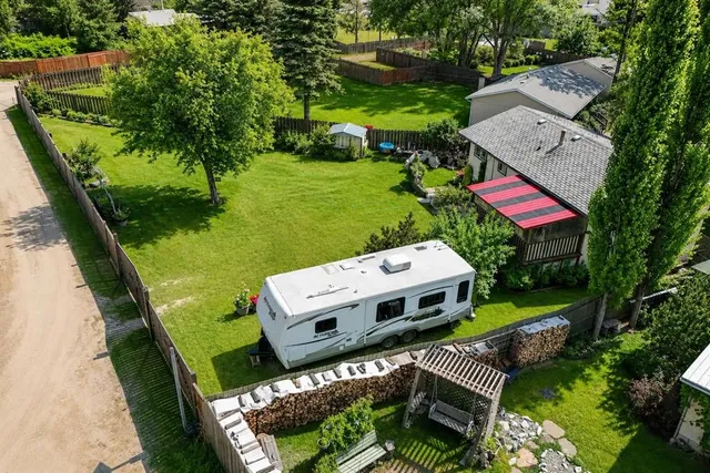 5035 58 Street Close, Rocky Mountain House 5