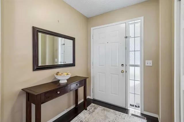100 Applemont Close, Calgary 5