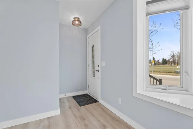 9408 5 St, Calgary 5