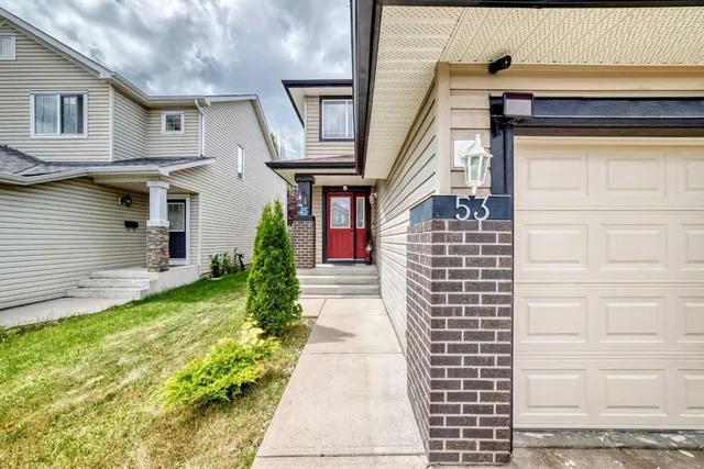 53 Everhollow Pk, Calgary 3