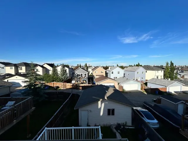 86 Covepark Rd, Calgary 4
