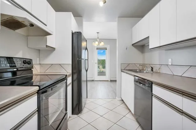 5135 Lakeshore Drive #312, Sylvan Lake 5