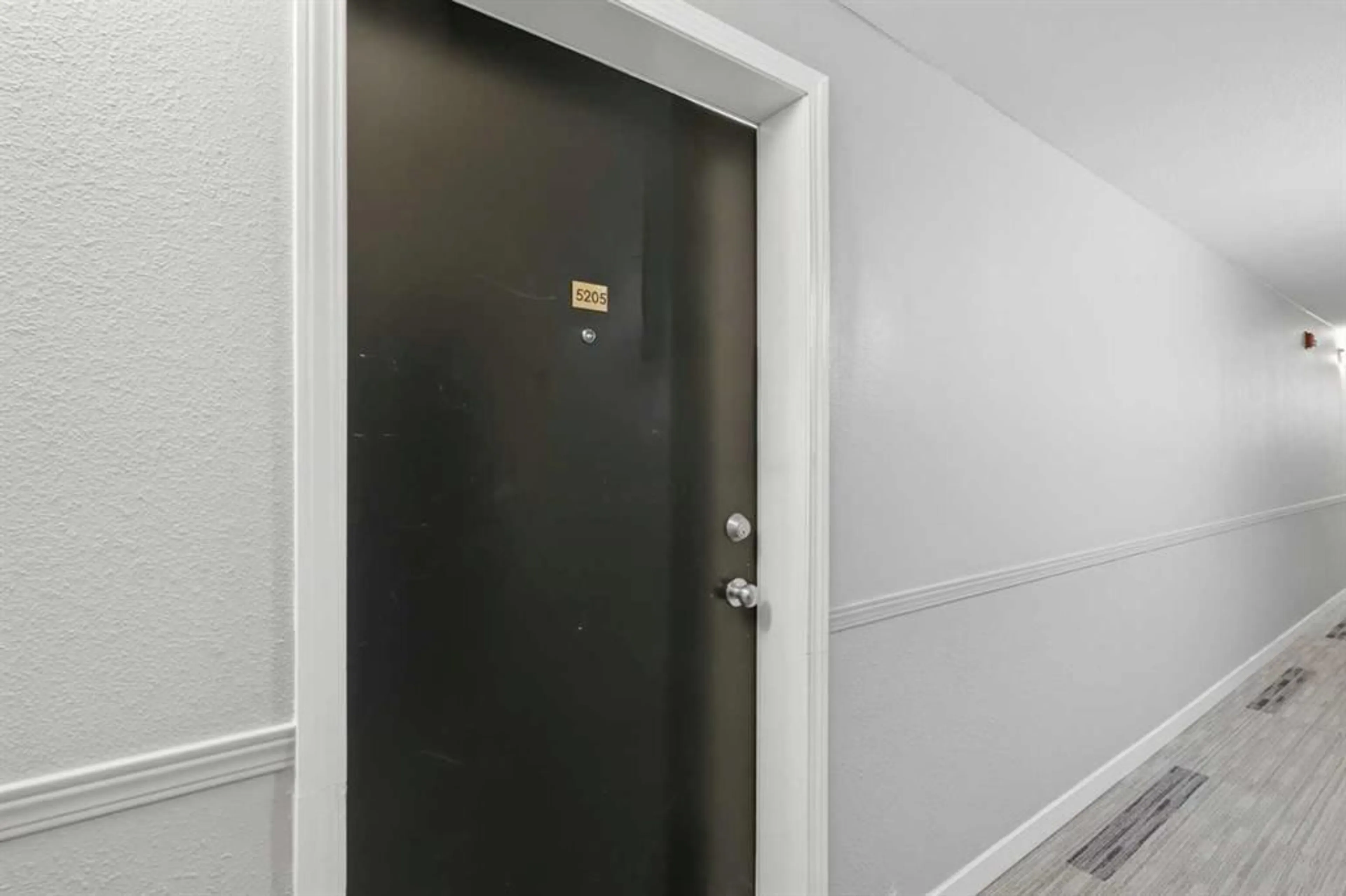 pillar/IMG-A2330102_3.jpg