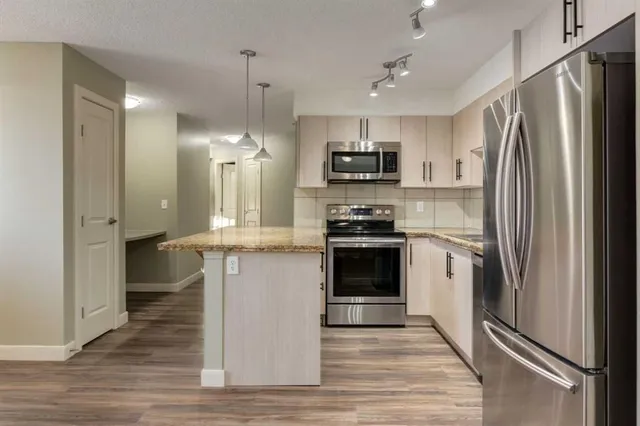 108 Country Village Cir #301, Calgary 2