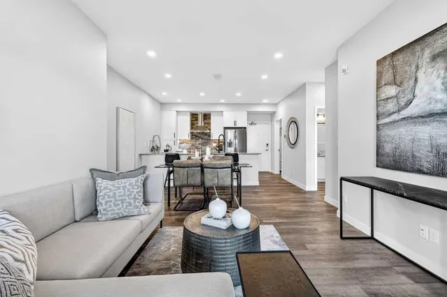 255 Les Jardins Pk #216, Calgary 5