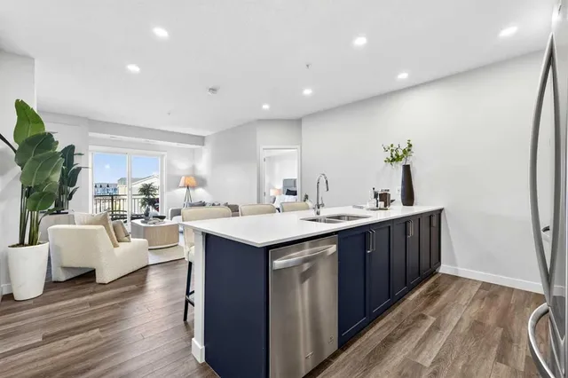255 Les Jardins Pk #303, Calgary 3