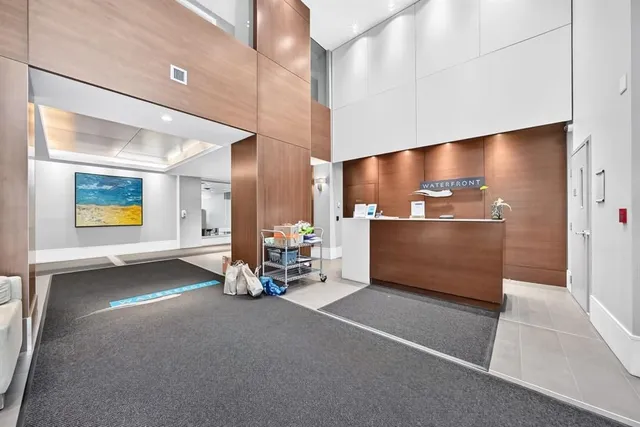 222 Riverfront Ave #458, Calgary 2