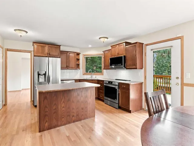 2 Terrace Place, Canmore 5