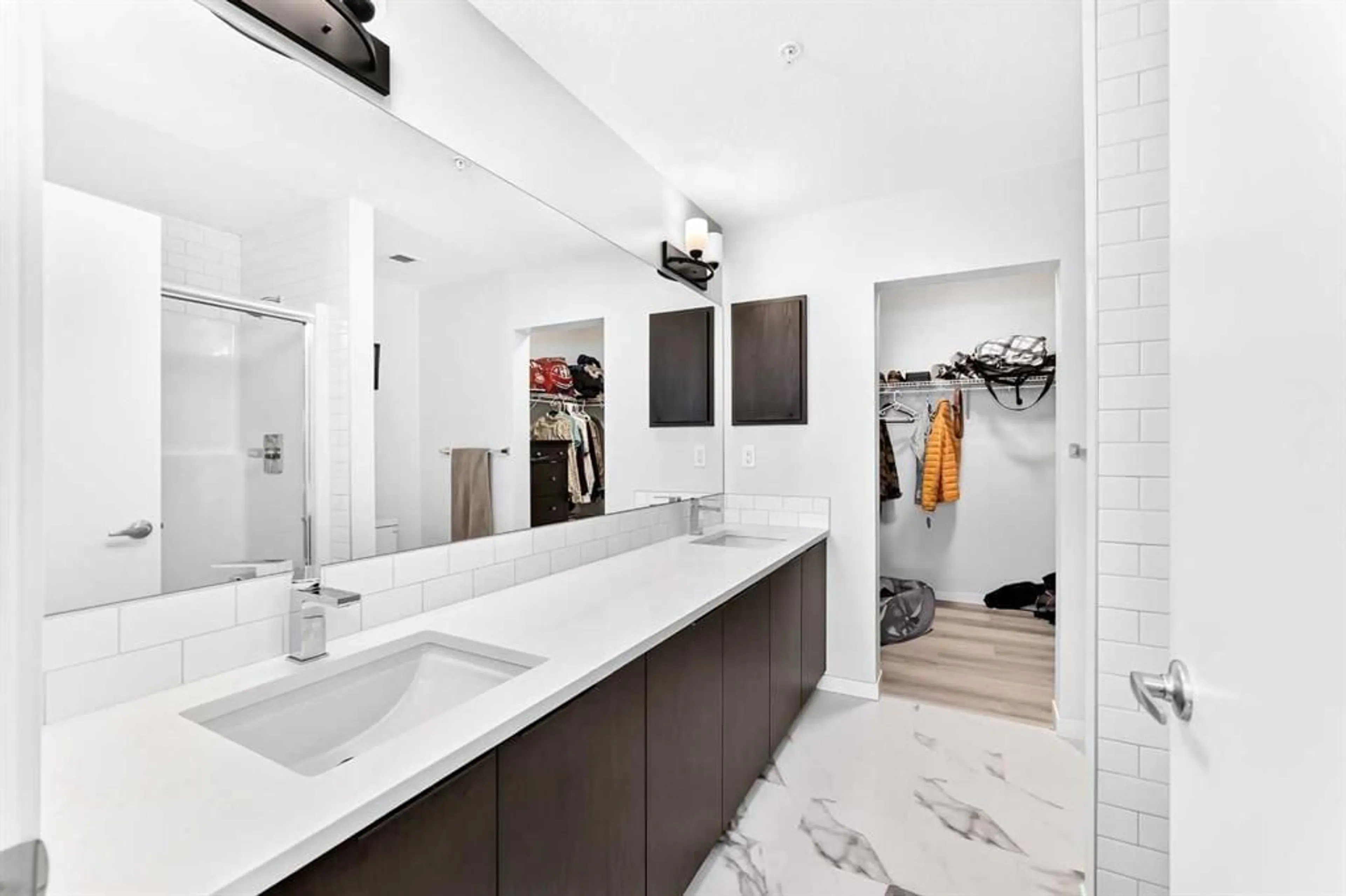 pillar/IMG-A2330987_5.jpg