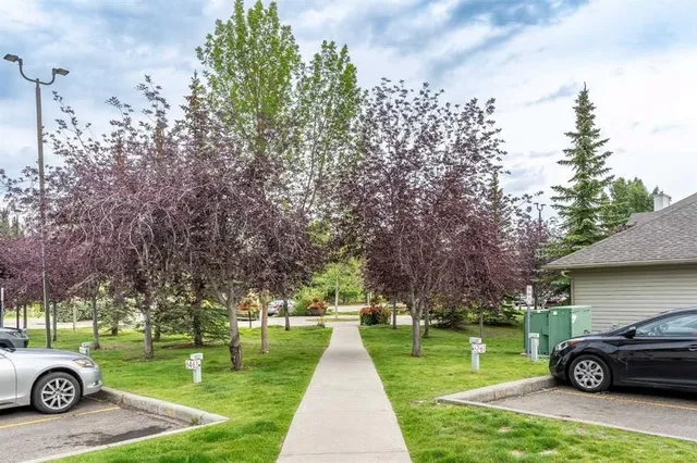2000 Citadel Meadow Pt #216, Calgary 2