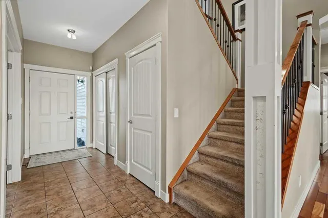 35 Hillcrest Blvd, Strathmore 4