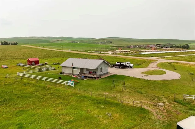 25021 Rge Rd 254, Cardston 5