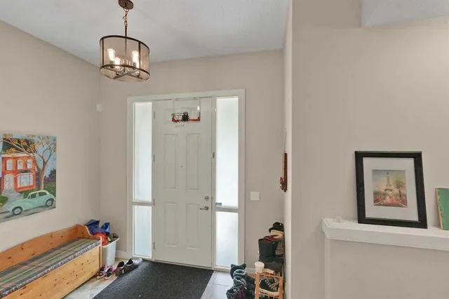 518 Mahogany Manor, Calgary 3