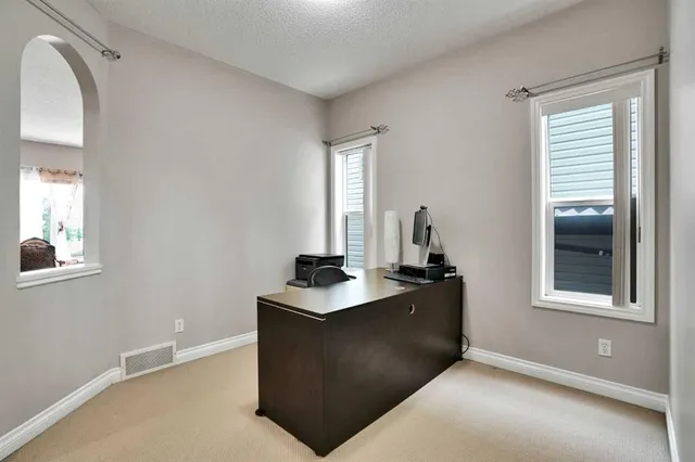 292 Taralake Terr, Calgary 5