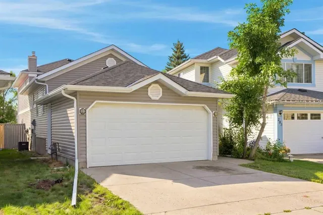 279 Coral Springs Cir, Calgary 2