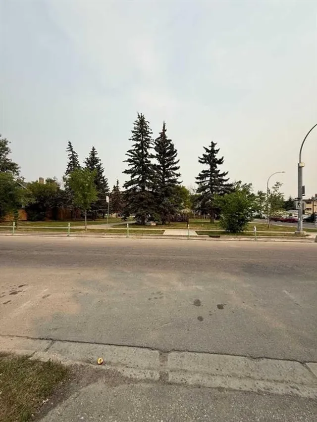 1703 12 Ave, Calgary 4
