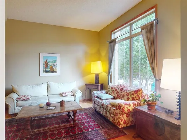 55 Hampshire Grove, Calgary 5