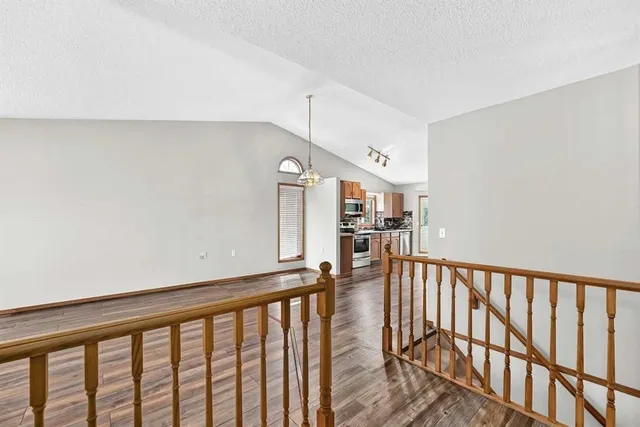 108 Woodside Close, Airdrie 2
