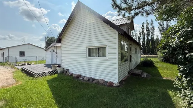 239 2 Ave, Craigmyle 2