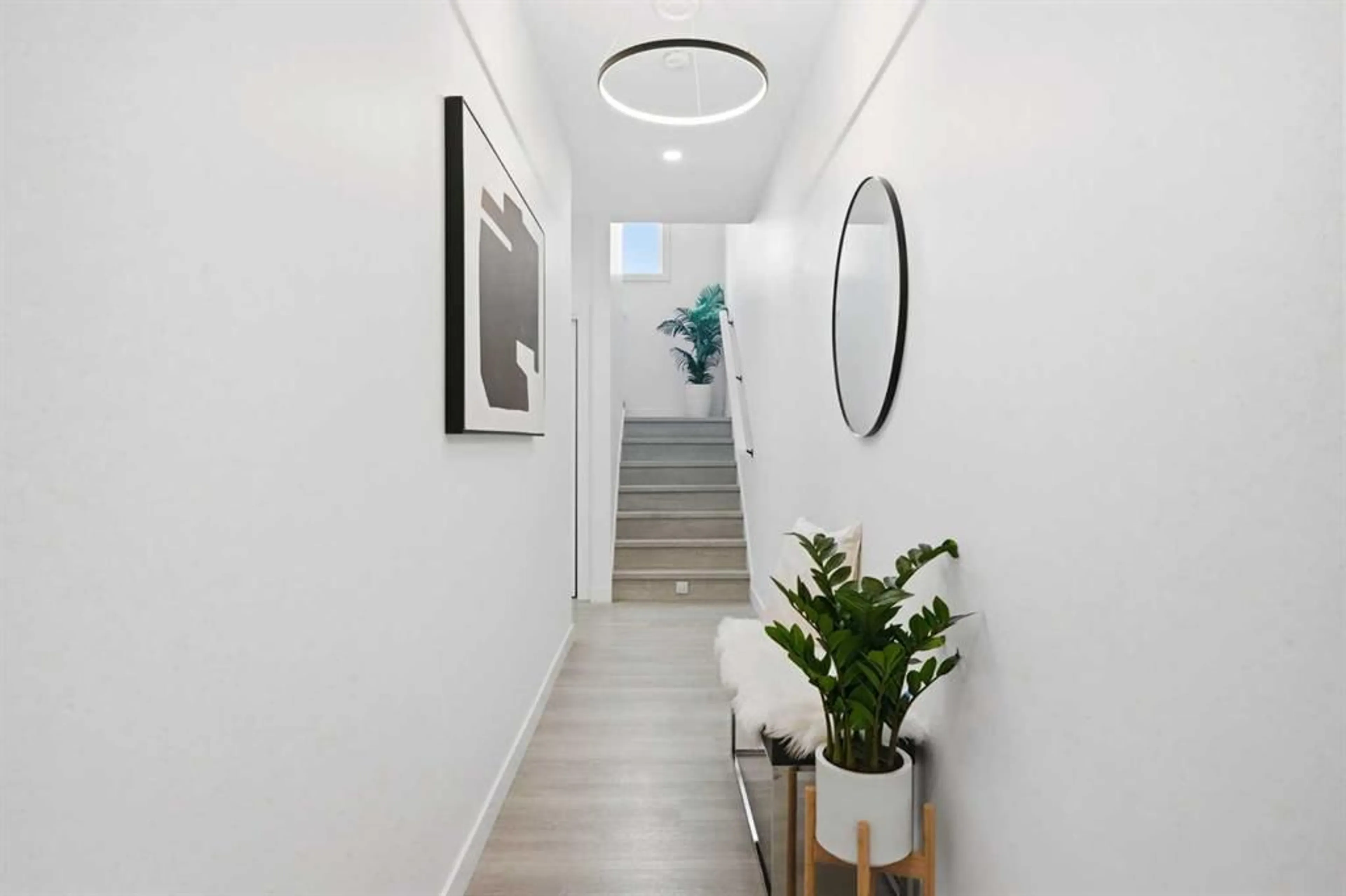 pillar/IMG-A2331947_2.jpg