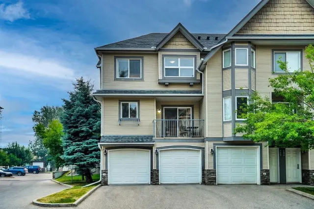 199 Cedarwood Lane, Calgary