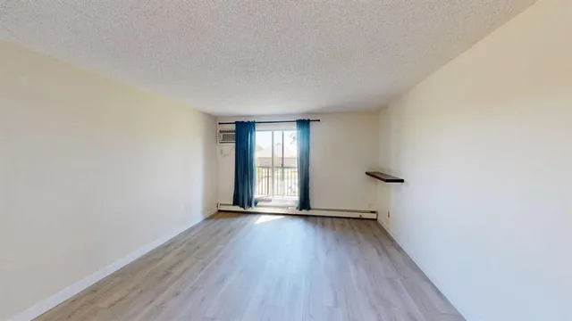 401 Columbia Blvd #212, Lethbridge 5