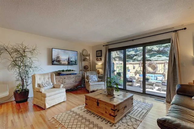 1305 Glenmore Trail #103, Calgary 5