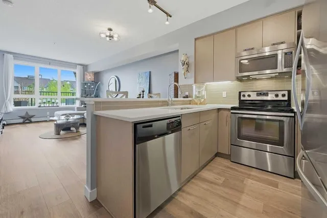 175 Silverado Blvd #1106, Calgary 5